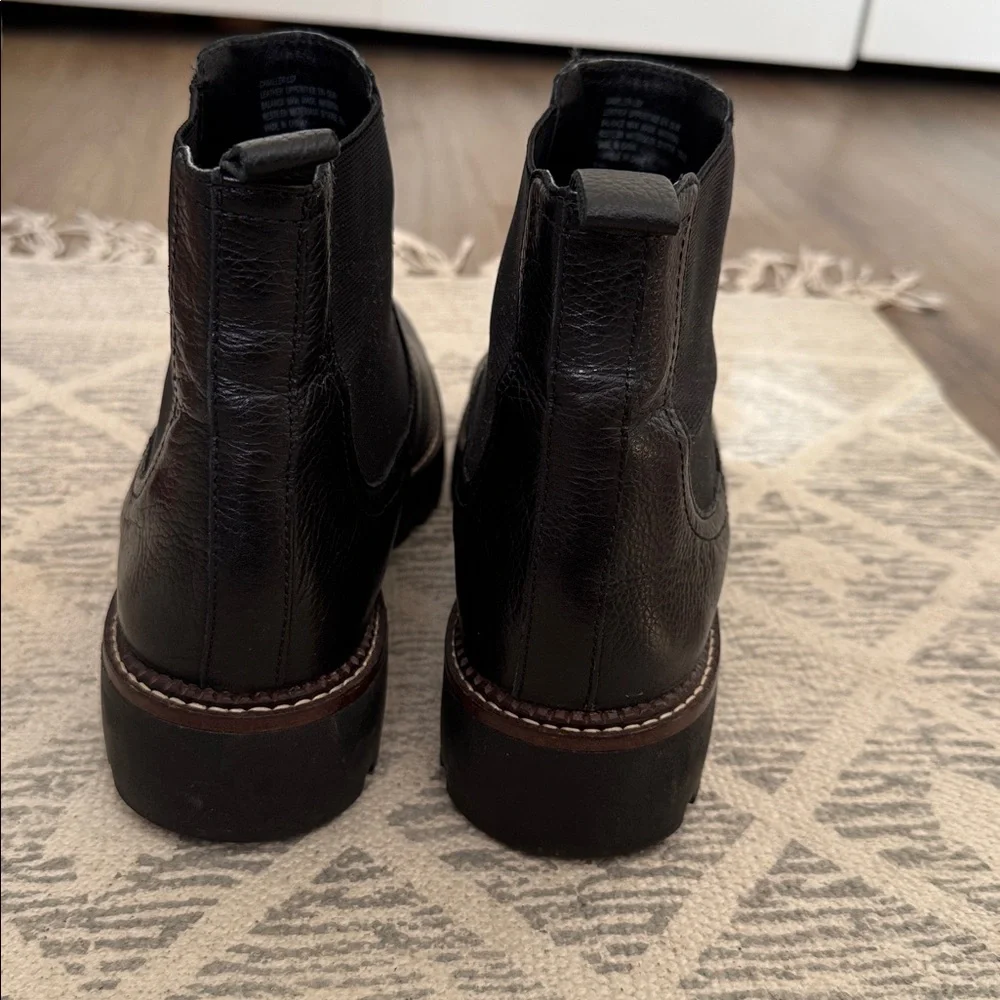 Black leather Chelsea boots - Picture 3 of 12